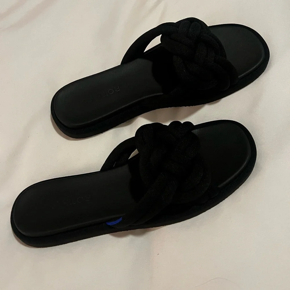 Rothy's The Summer sandal size 9
REDUCED TO SELL - Picture 2 of 6
